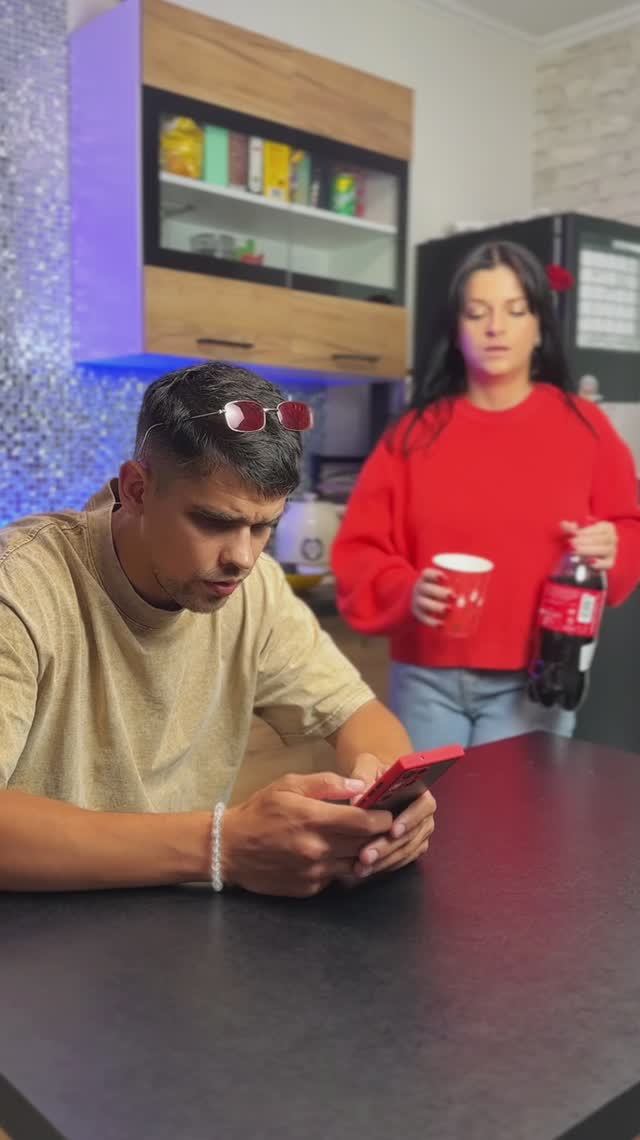 Я думал я выпил ВСЕ 🤪 смотреть онлайн