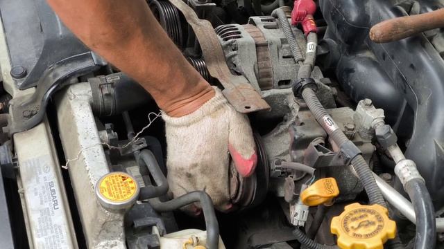 Замена ремня генератора и кондиционера Subaru Legacy Outback