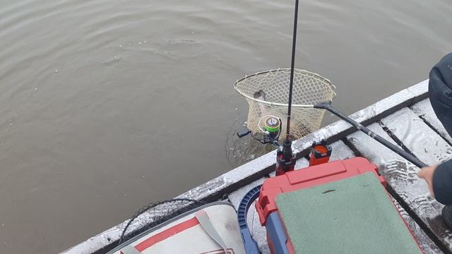 Основной водоём. На резину. смотреть онлайн