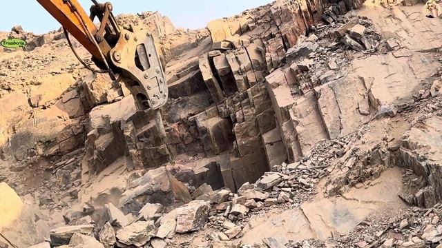 Строительство, работы в карьере по добыче камня для дробления смотреть онлайн