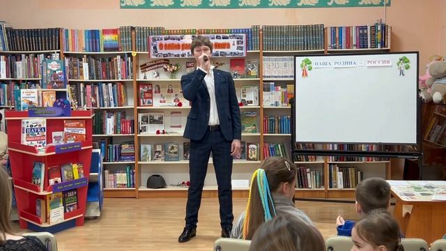 музыка А.Новикова, слова Я. Шведова «Смуглянка», исп. Семён Штепа, 11.05.2025 смотреть онлайн