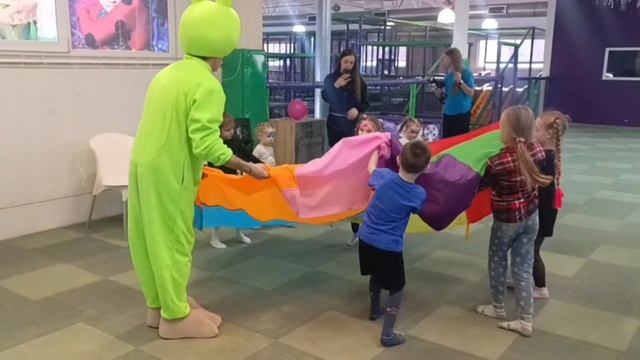 Мы на день рождения!🤗 смотреть онлайн