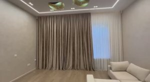 Навеска штор на электрокарниз, высота потолка 4 м
