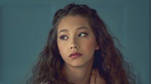 ВЕРЮ (Премьера трека) - Вика Чжан