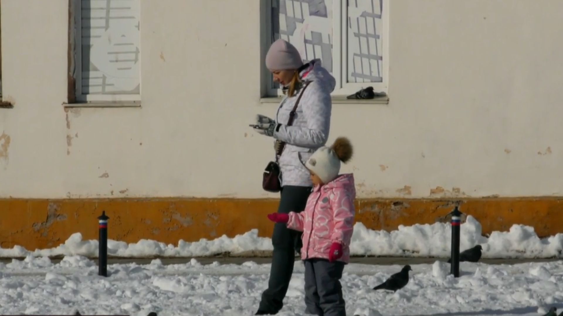 Какие перемены произошли в округе, рассказали жители Ольского района смотреть онлайн