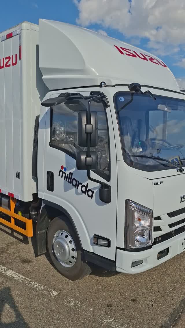 Промтоварный фургон Isuzu Elf шасси ЕМ7, категории "В" смотреть онлайн