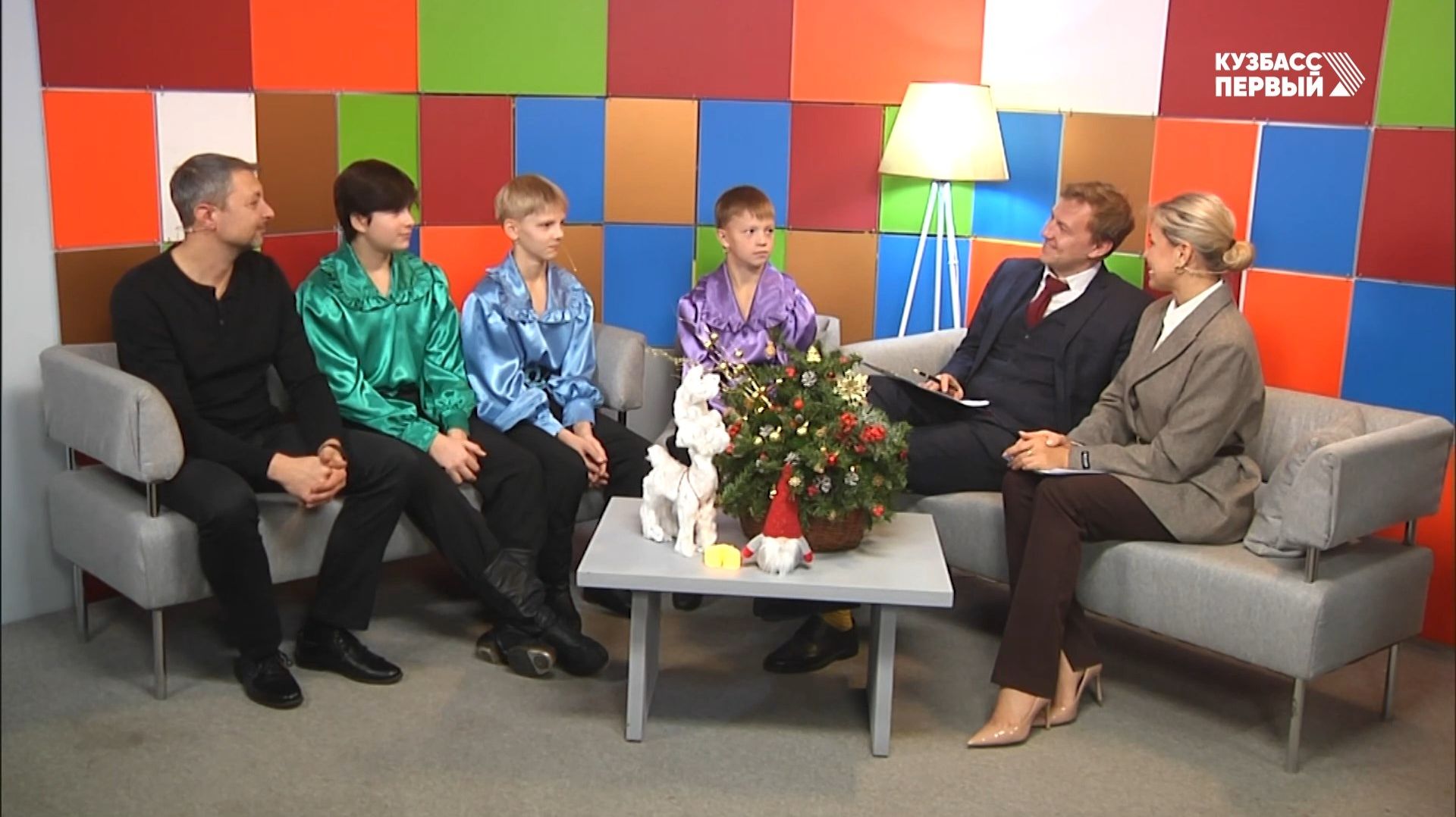 Эфир программы "Включайся" от 01.12.2025. Сегодня танцуем! смотреть онлайн