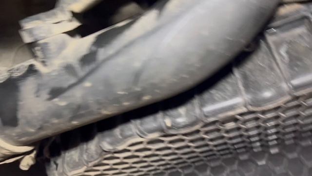 Шкода Октавия.Замена прокладок теплообменника.#ключьна17