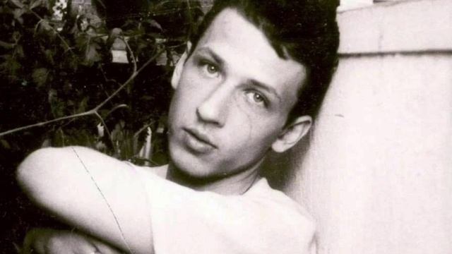 Борис Рыжий - Мне не хватает нежности в стихах (читает Владимир Зайцев)
