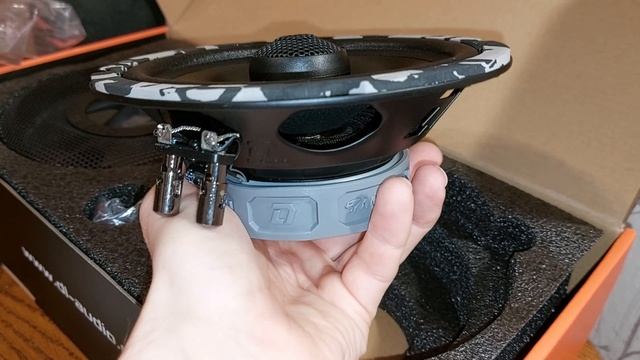 Установка акустики Anaconda 165 Coax в Sorento XM FL