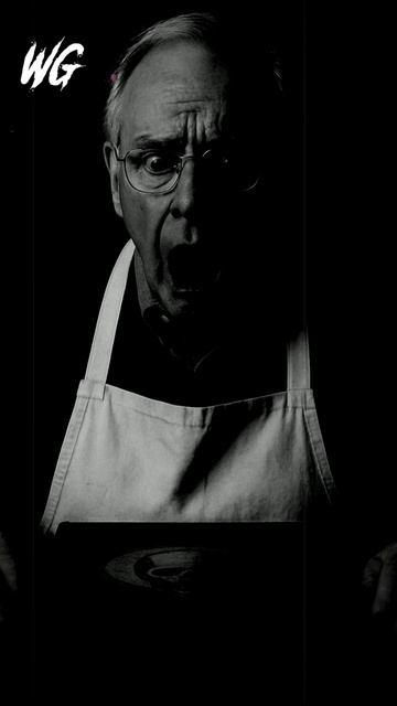 Не вскрывать до захода солнца.