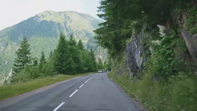 🇫🇷 Живописная поездка по Франции в 4 км от Кормет-де-Розленд, Бур-Сен-Морис до Альбервиля смотреть онлайн