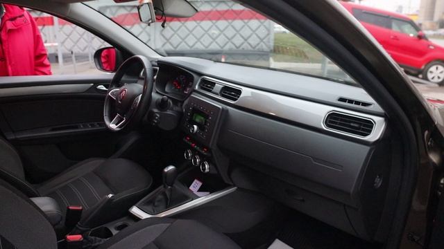 Renault Arkana смотреть онлайн