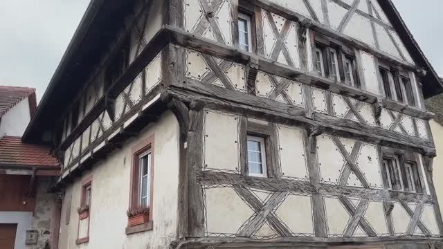 Немецкая Деревня , Жизнь в Деревне смотреть онлайн