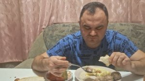 ХАВЧИК/КАРТОФЕЛЬНОЕ ПЮРЕ/ТЕФТЕЛИ/СОЛЕНИЯ