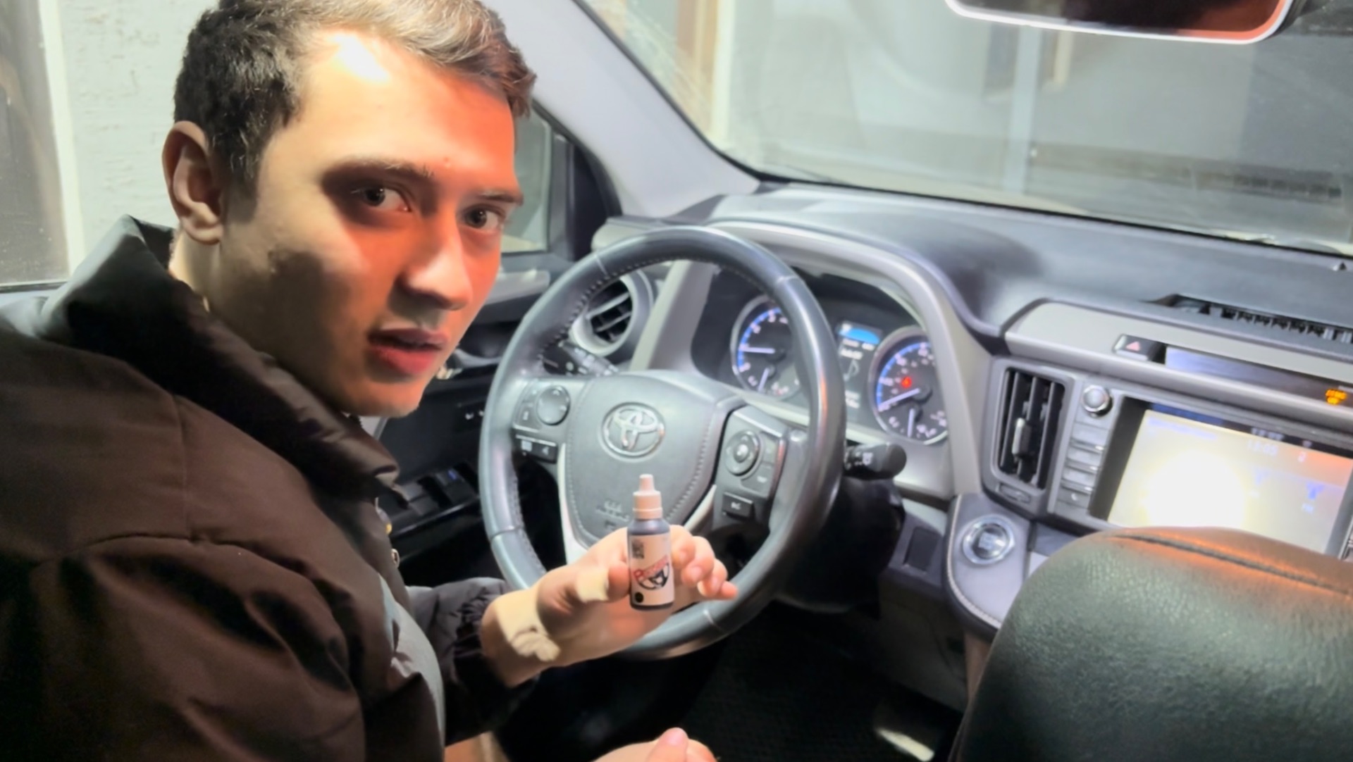 ПОКРАСКА РУЛЯ И ЗАМЕНА ПТФ СЗАДИ Toyota RAV4 смотреть онлайн