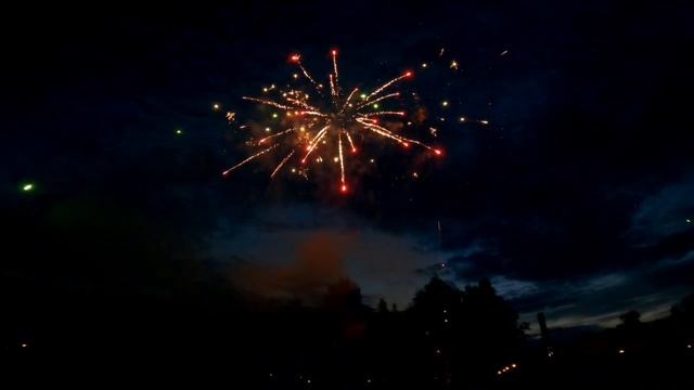 Салют на свадьбу