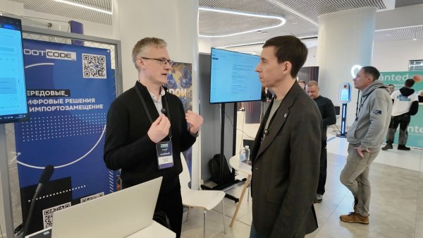 📹 #5 ролик техвидеообзора TechWeek2025 О нейросотрудниках, их нейрошефе и геймификации от ROOT CODE