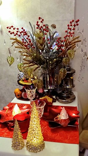 Новогодняя сервировка стола Уютный декор кухни Новый год 2026