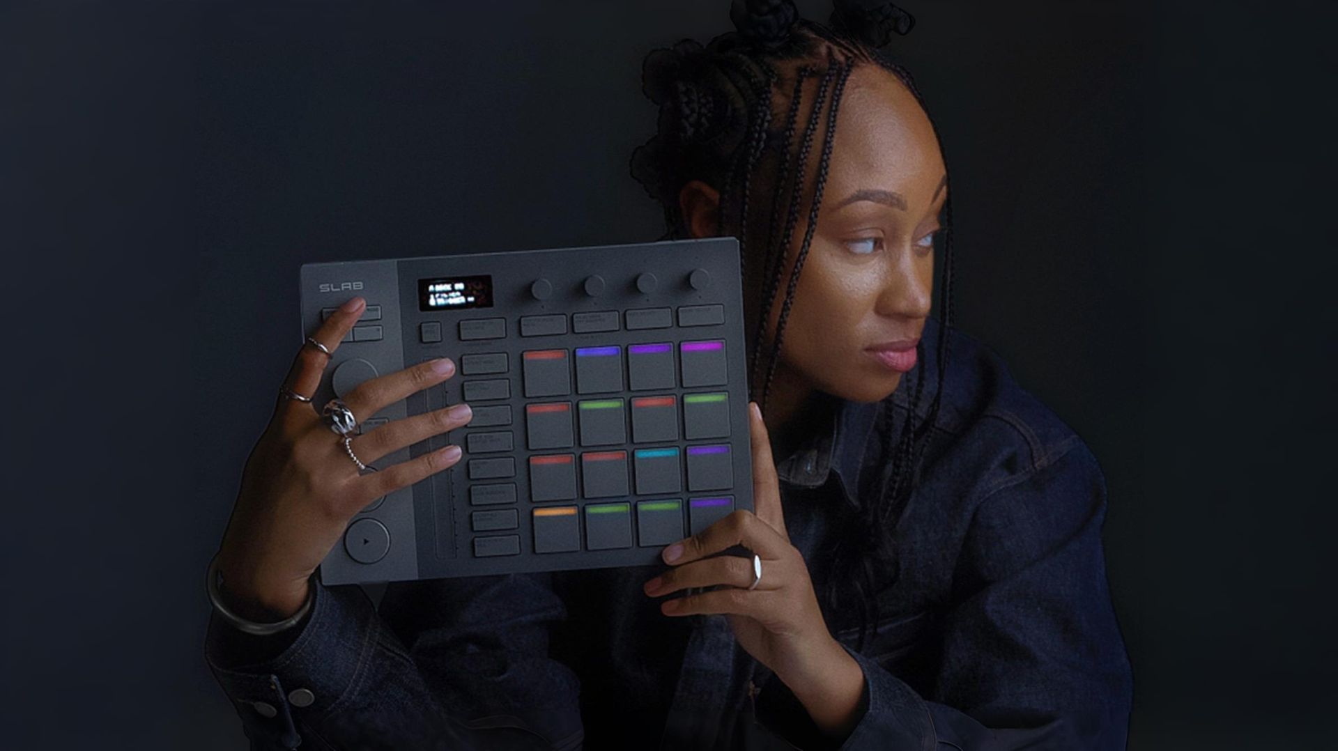 AlphaTheta X Serato SLAB Introducing: First Controller Made For Serato Studio