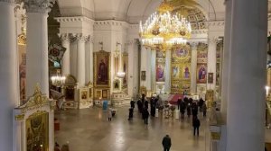 04.12.2025. Ранняя Литургия. Свято-Троицкий Измайловский собор Санкт-Петербурга.