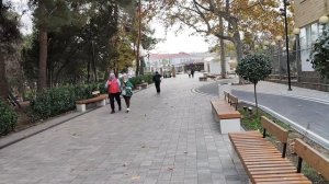 Анапа. Сегодня пасмурно и прохладнëхонько. На площади Родина ставят ëлки! 4 декабря 2025. 14.40