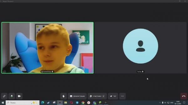 ЧТО-ТО С ЧЕМ-ТО (играю на фонтайме с другом)