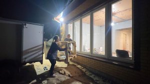 Приняли верное решение. Едем за материалом для ремонта. Строим дом в деревне.