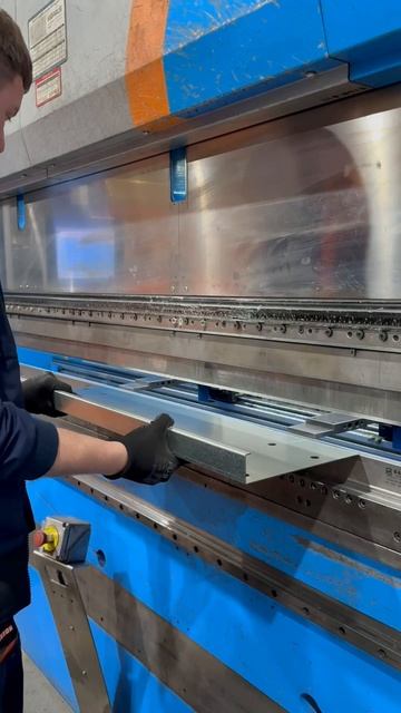 Нужны аксессуары для стеллажных систем? Тогда спешите к нам!