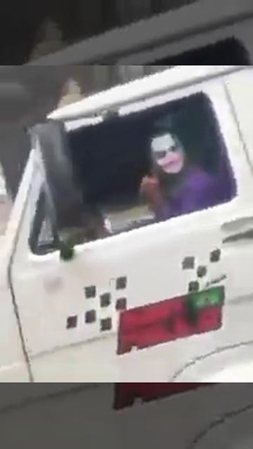 Тачка бэтмана смотреть онлайн