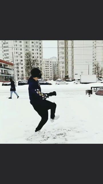 #танцы #танец #танцор #искусство #москва #музыкант #музыка #стиль #танцуйпокамолодой #dance #dancer смотреть онлайн