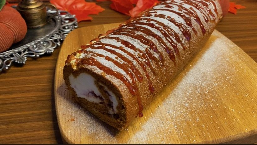 Рулет со вкусом любимого медовика| Быстро, легко и так же божественно! смотреть онлайн