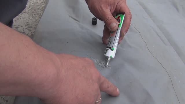 Заклеить Лодку ПВХ порез дырка Ремонт Жидкая ЗАПЛАТКА для изделий из ПВХ Лодка Сапоги Бассейны смотреть онлайн