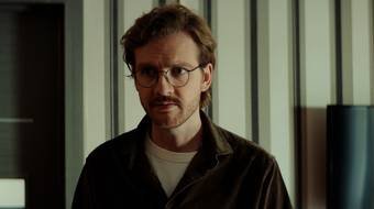 Новенькие, 4 сезон, 3 серия смотреть онлайн