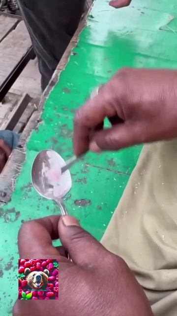 Выглядит надежно смотреть онлайн