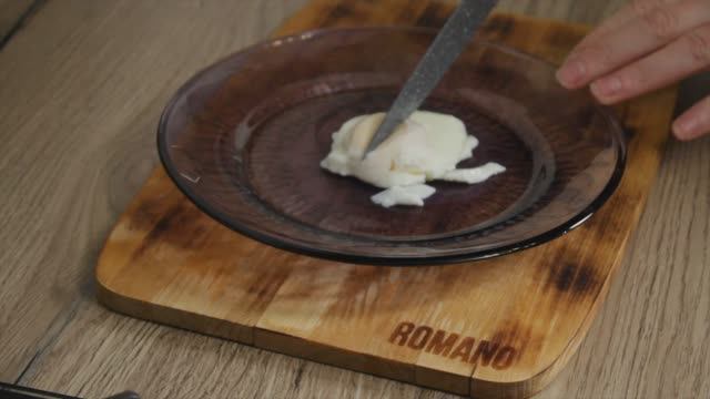 как приготовить яйцо пашот без уксуса