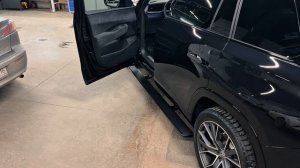 Volkswagen Teramont Pro - установка электрических порогов