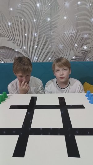 Передвежные крестики-нолики