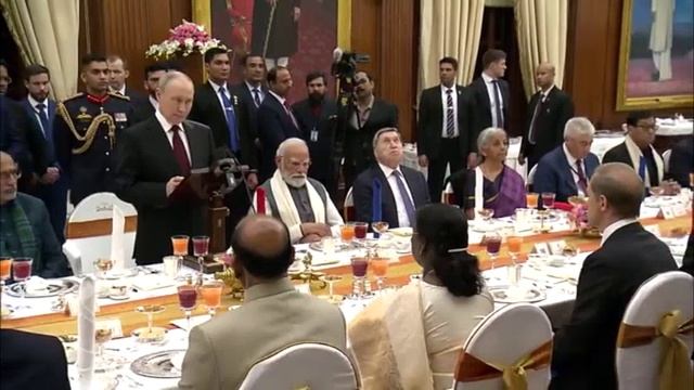 05.12.25_Беседа с Президентом Индии Дроупади Мурму и государственный приём в честь Президента России смотреть онлайн