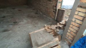 На ЗАБРОШКЕ. Глеб ОПЯТЬ снимает видео.