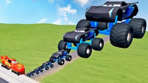 Тачки на ОГРОМНЫХ колесах! Джексон Шторм и Молния Маквин!