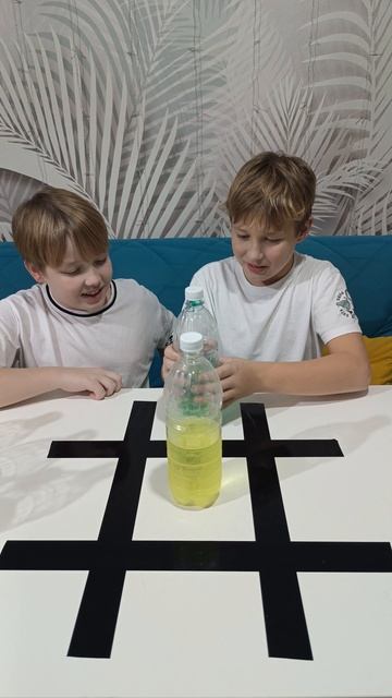 Непредсказуемые крестики-нолики