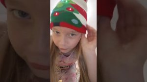 всем приветули, мои ребятули-это трансляция.