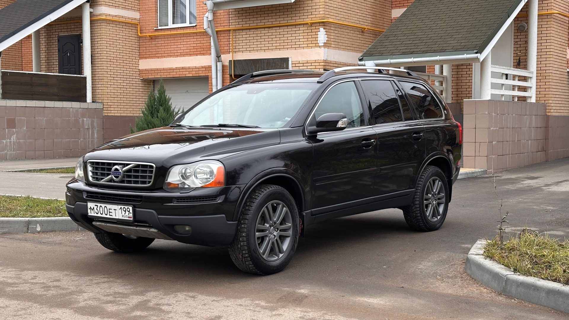 Volvo XC90 2.5 T5 7 мест