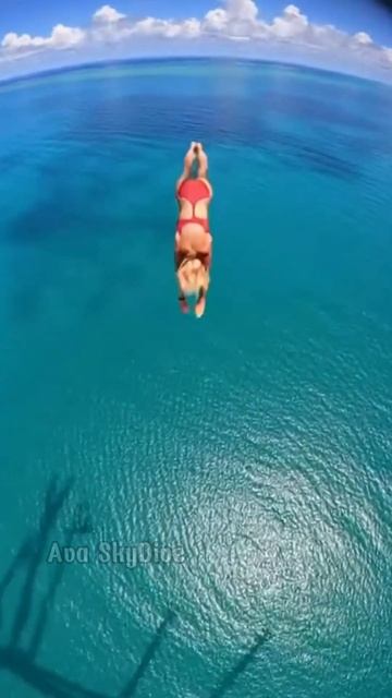 С высоты в океан смотреть онлайн