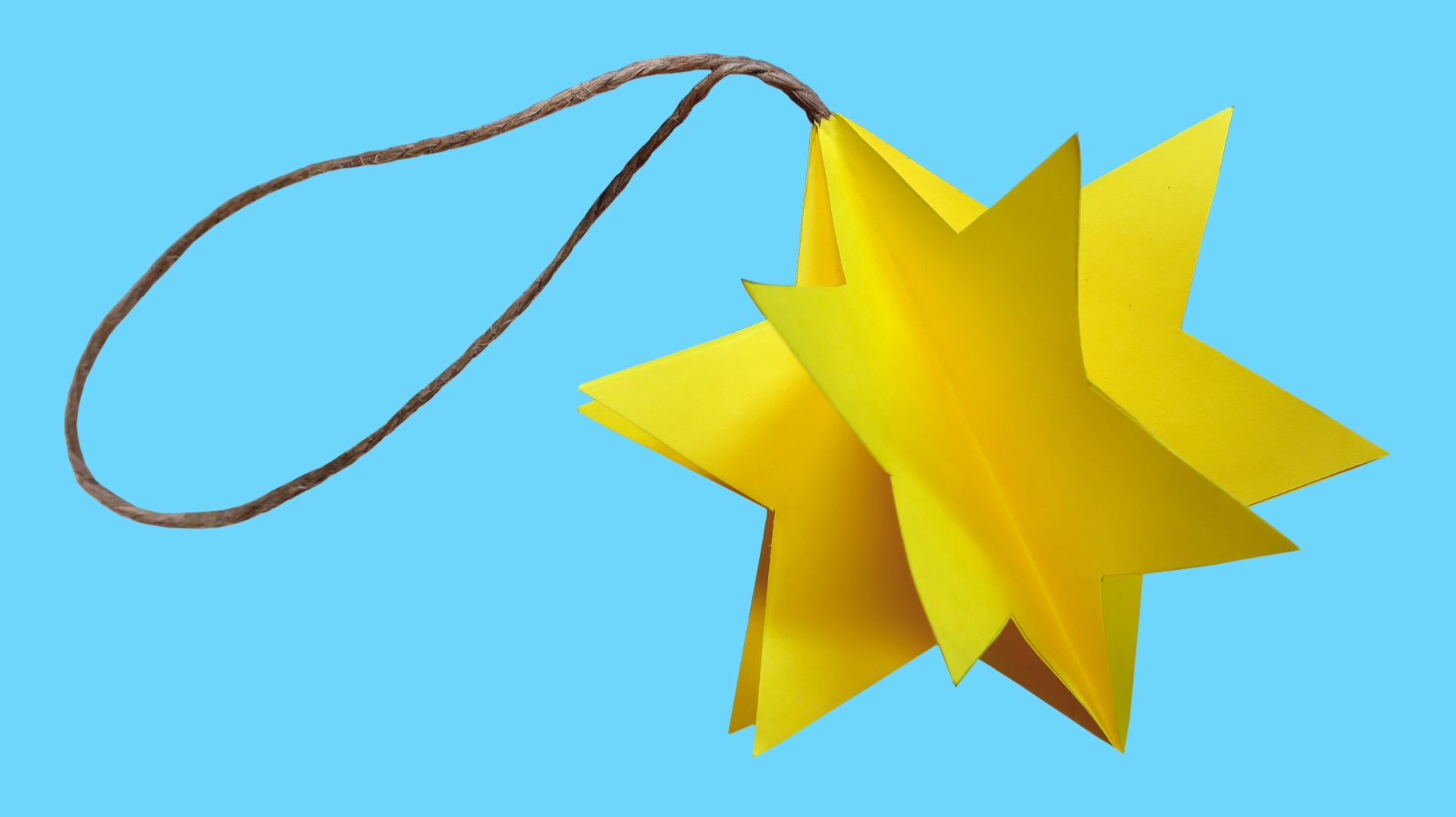 Как сделать звезду из бумаги. Звезда на ёлку своими руками. Поделка на новый год. Звезда из бумаги смотреть онлайн