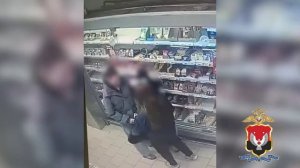 В Ижевске сотрудниками полиции задержаны три несовершеннолетние девушки, подозреваемые в краже