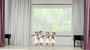 "Весёлая песенка" Слова В. Борисова, музыка А. Ермолова