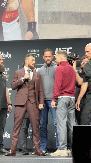 Пётр Ян VS Мераб Двалишвили: БИТВА ВЗГЛЯДОВ ПЕРЕД РЕВАНШЕМ #shorts