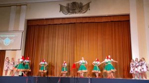 Топотушки, муз.А.Гилев, сл.П.Каликин, эстрадный ансамбль студии Юные Александровцы